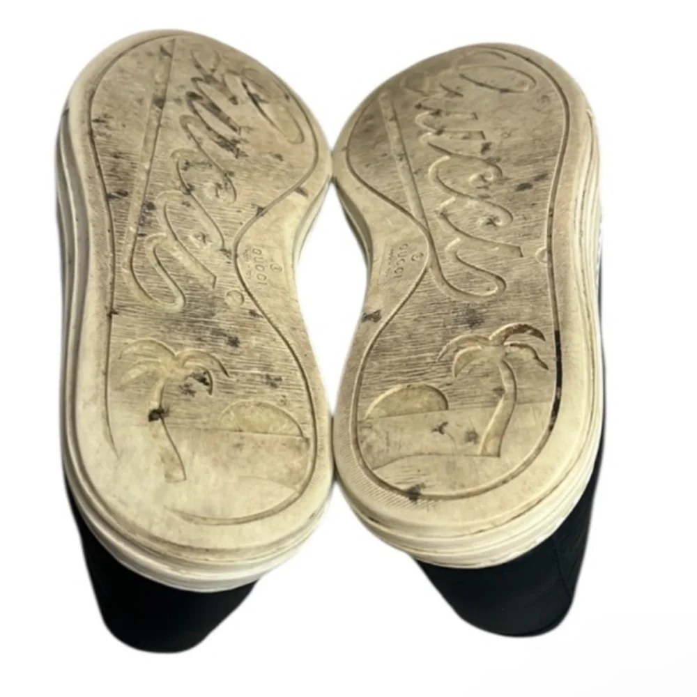 Authentic Gucci luxury designer signature GG embossed leather sneakers sz 6 mens